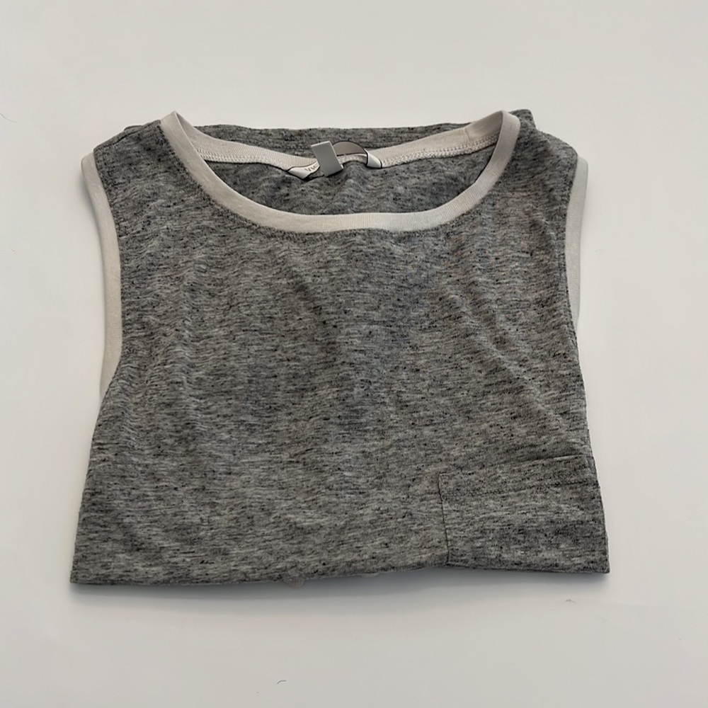 VICTORIA’S Secret Heather gray tank top with front pocket size M - Picture 6 of 16